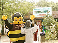 Battersea Children’s Zoo- Honey Bee Day- A Success!